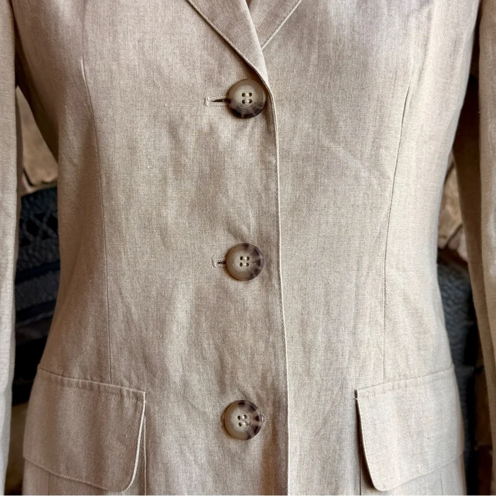 Neutral Linen Blazer | Classic Tailored Jacket | Size 4 - Picture 6 of 8